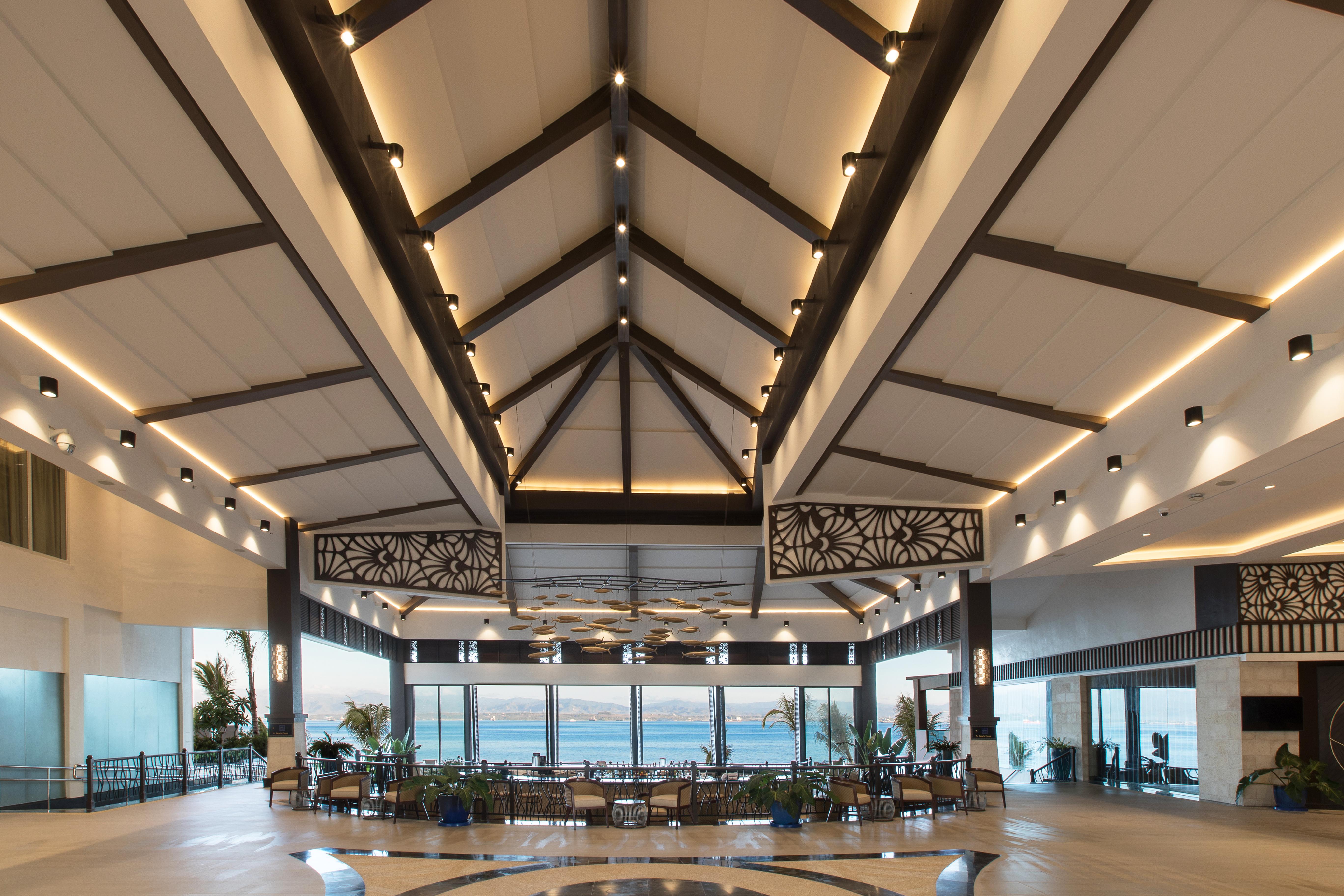 Dusit Thani Mactan Cebu Resort Lapu-Lapu City Exterior photo The interior of the airport