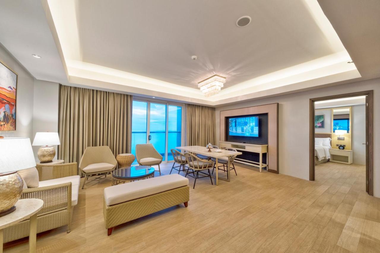 Dusit Thani Mactan Cebu Resort Lapu-Lapu City Exterior photo
